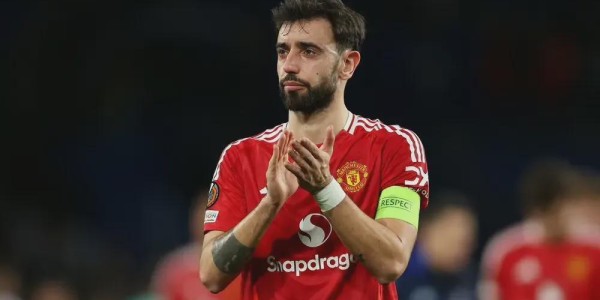 开云网页-再留一年！曼联有意提前续约B费 他仍是红魔建队核心