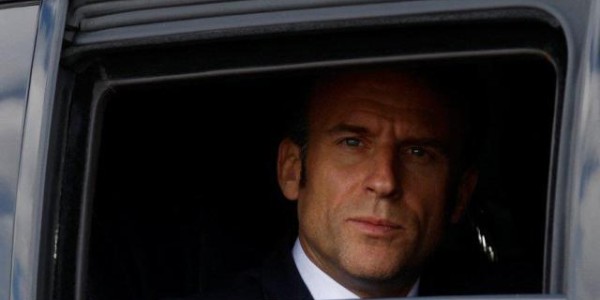 开云官网-王勤伯：笑爆！马克龙怕嘘声，不敢下球场？