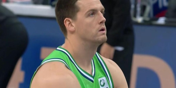 开云APP-天津男篮30分大胜完成复仇，林庭谦20+8郑昊燃23分，邹阳空砍23+8