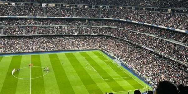 开云APP-【现场】巨星闪光后开启省电模式 皇马低功耗险胜