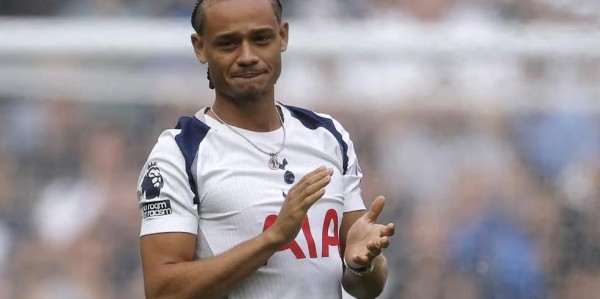 西蒙斯：加盟热刺前我曾与维尔纳聊过，他告诉我热刺很适合我