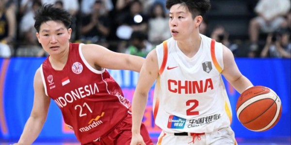 开云下载-宫导钦点扛旗人重回国家队！张曼曼中看不中用，女篮1号位还得靠她？|李缘|宫鲁鸣|日本女篮|体育赛事讨论|中国女篮_新浪体育_新浪新闻