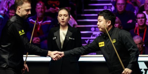 开云-张安达不敌小特止步八强 两大高光时刻惊艳英锦赛