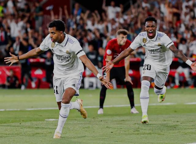 1683412544347057587.jpg 1683412439669.jpg